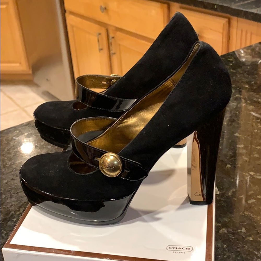 COACH DAVINE BLACK SUEDE HEELS